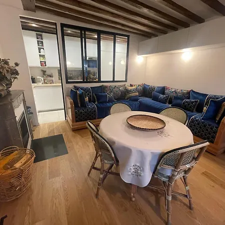 Apparemment Familiale Centre 3ch 3sdb Paris
